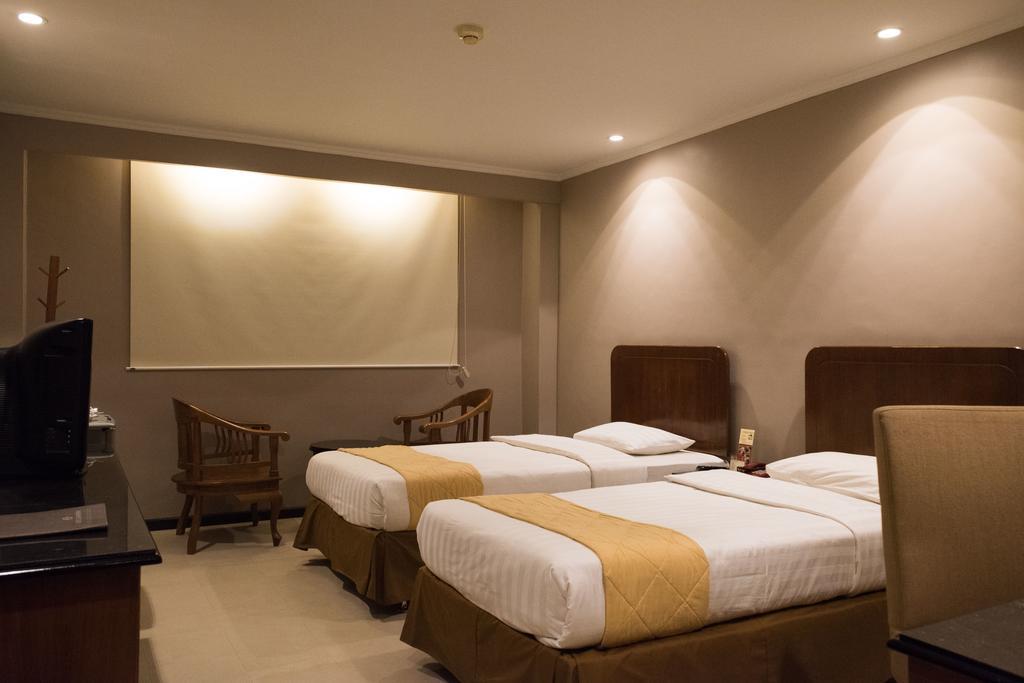Hotel Gajahmada Понтианак Номер фото