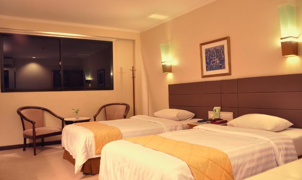 Hotel Gajahmada Понтианак Номер фото