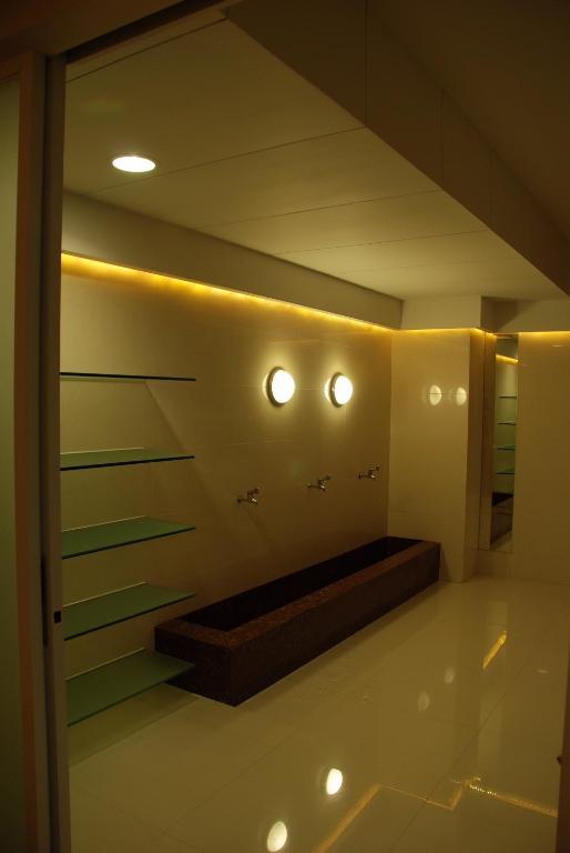 Hotel Gajahmada Понтианак Экстерьер фото